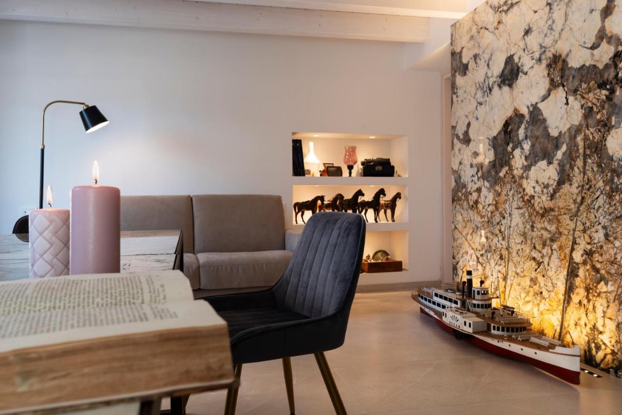 Absentia 1763 Garda Boutique Home - Lake Front Brenzone sul Garda Exterior foto