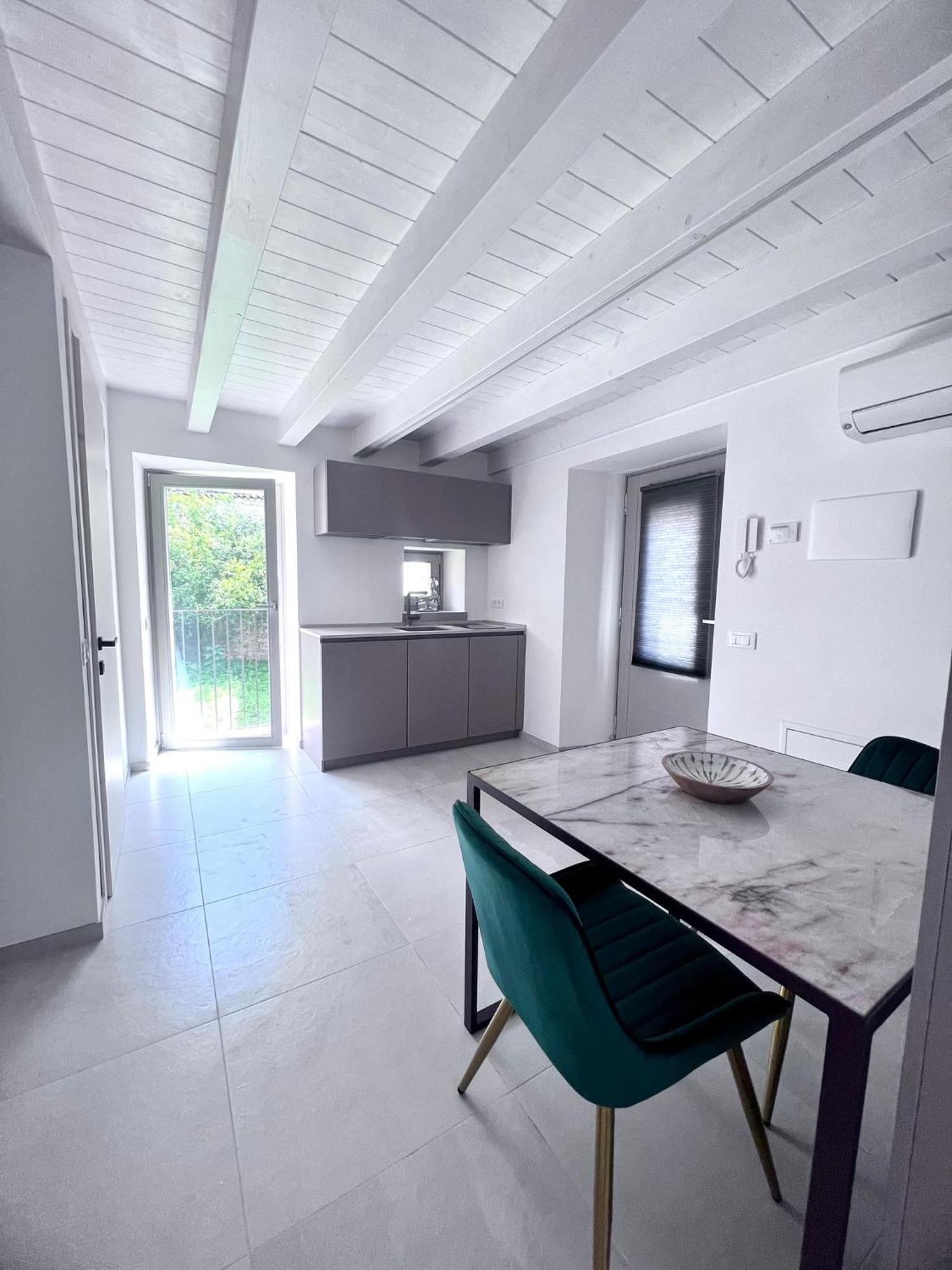 Absentia 1763 Garda Boutique Home - Lake Front Brenzone sul Garda Cameră foto